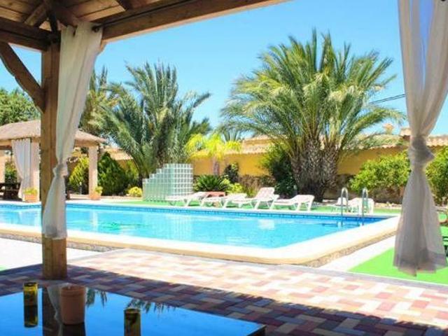 Casa en alquiler en Catral