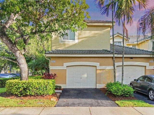 House for sale in Weston