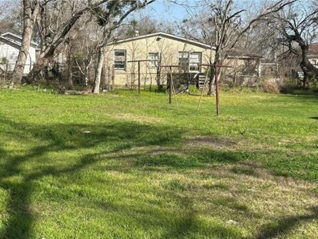 Land for sale in Victoria Land for sale in Victoria