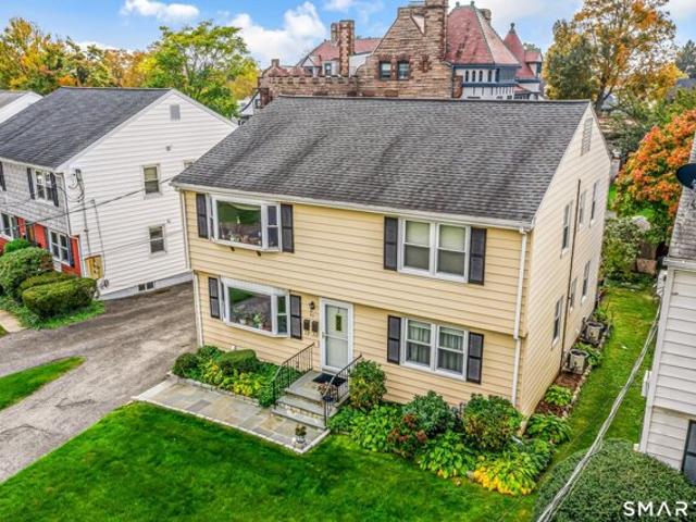 House for sale in Cos Cob, Connecticut