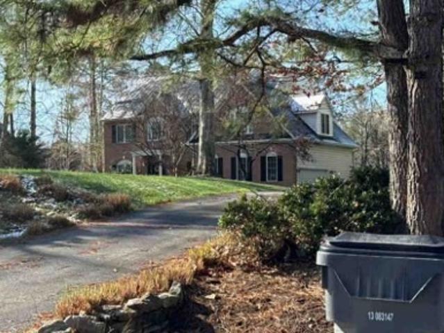 House for sale in Chesterfield, Chesterfield County
