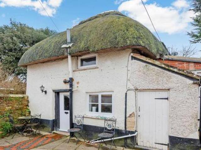 House for sale in Aylesbury, Buckinghamshire