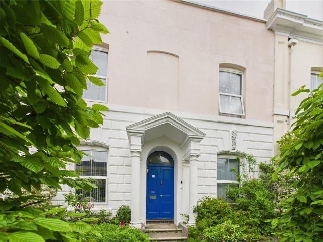 Apartment for rent in Morice Town, Mount Wise