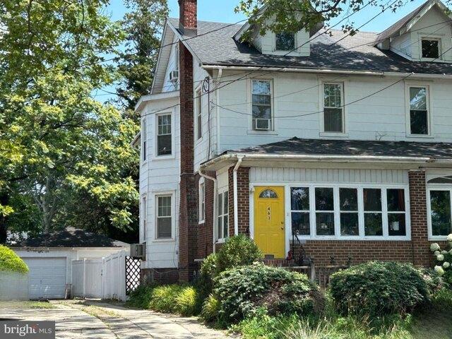 House for sale in Collingswood