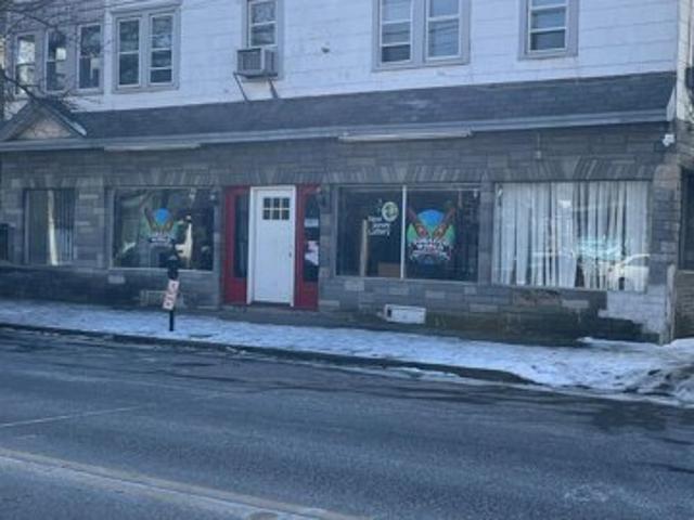 House for sale in Collingswood