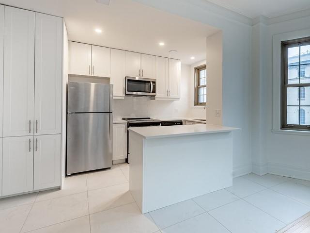 Apartment for rent in St. Leonard's, Quebec