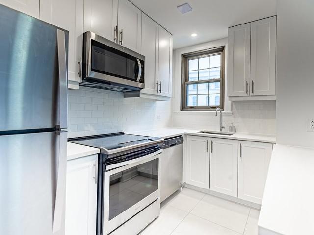 Apartment for rent in St. Leonard's, Quebec
