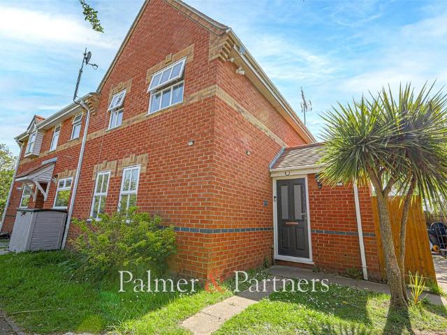 House for rent in Hythe, Colchester