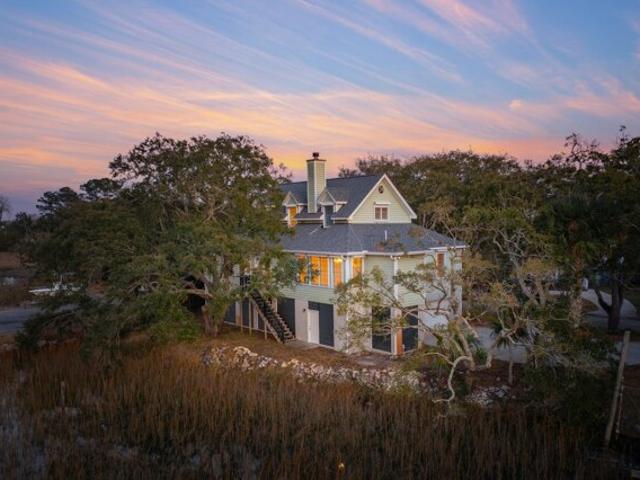 House for sale in Mount Pleasant, South Carolina