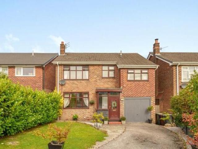 House for sale in Charlesworth, East Midlands