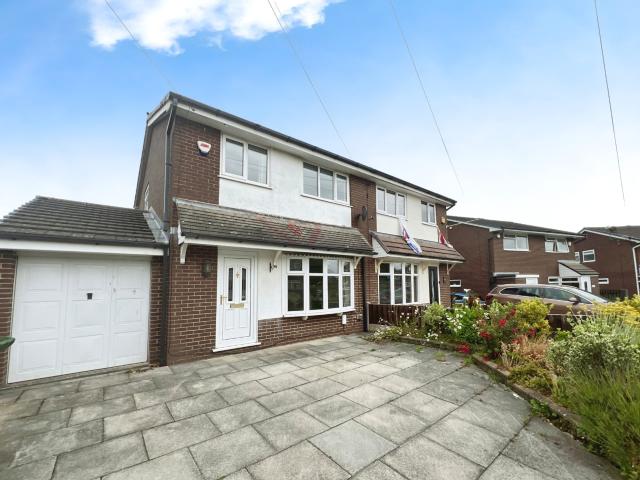 Apartment for rent in Dunscar, Bolton