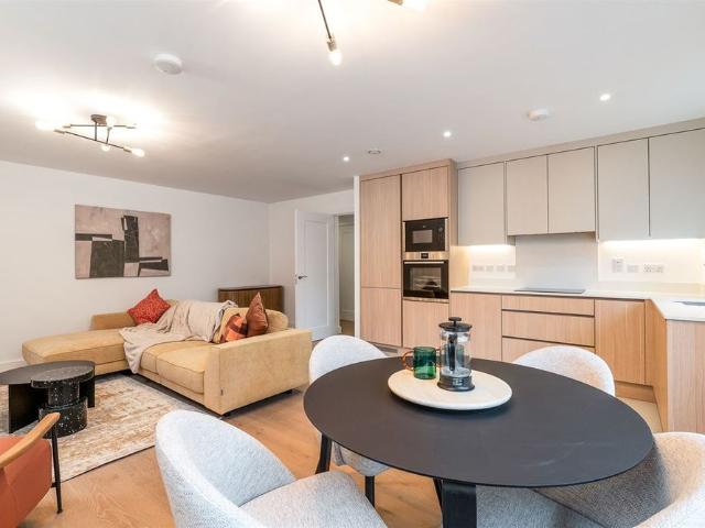 Apartment to rent in Bluebell, North Tipperary