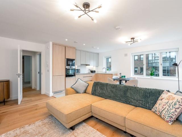 Apartment to rent in Bluebell, North Tipperary