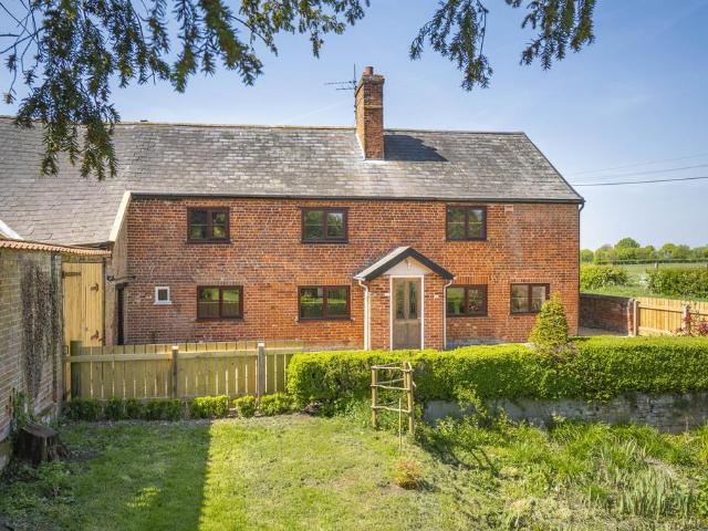 House for rent in Chelmondiston, Suffolk