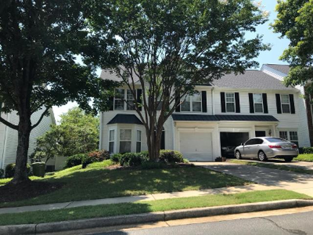 House for sale in Crescentwood Village, Mauldin