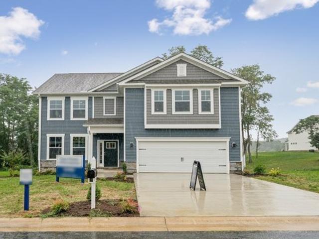 House for sale in Hadley, Massachusetts