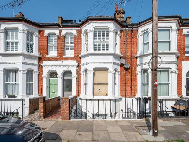 Apartment for rent in Shepherd's Bush, Greater London
