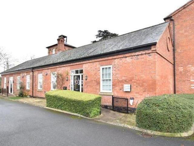 House for sale in Crookhill, Worcestershire