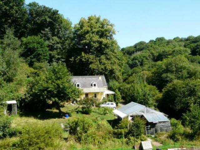 House for sale in Clunderwen, Wales