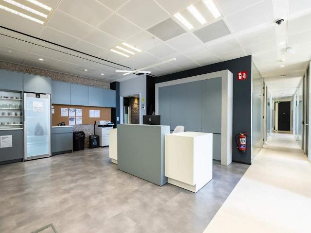 Oficina en alquiler en Barrio del Aeropuerto, Madrid