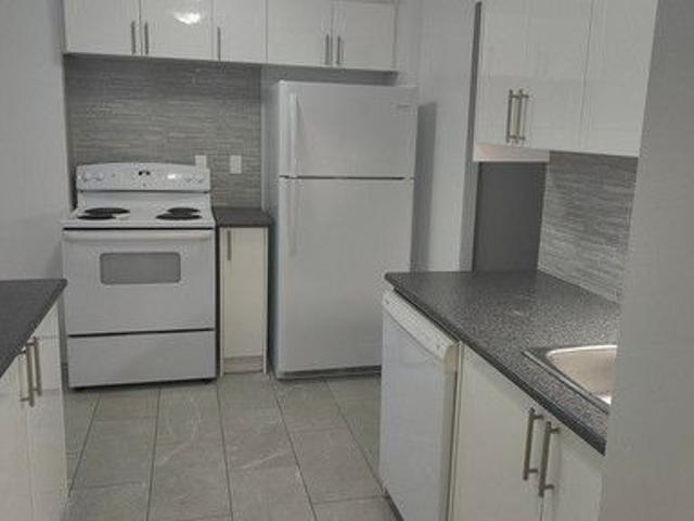 Apartment for rent in Burlington, Golden Horseshoe