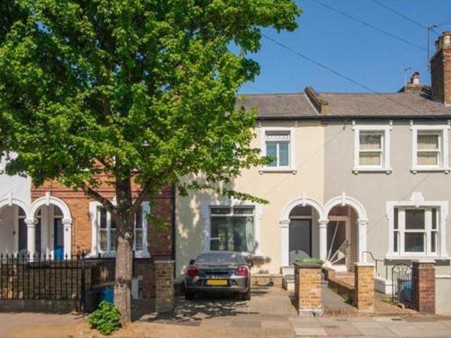 House for sale in Twickenham, Greater London