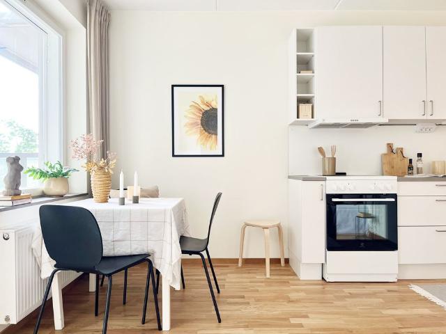 Lägenhet hyra i Häggvik, Stockholm