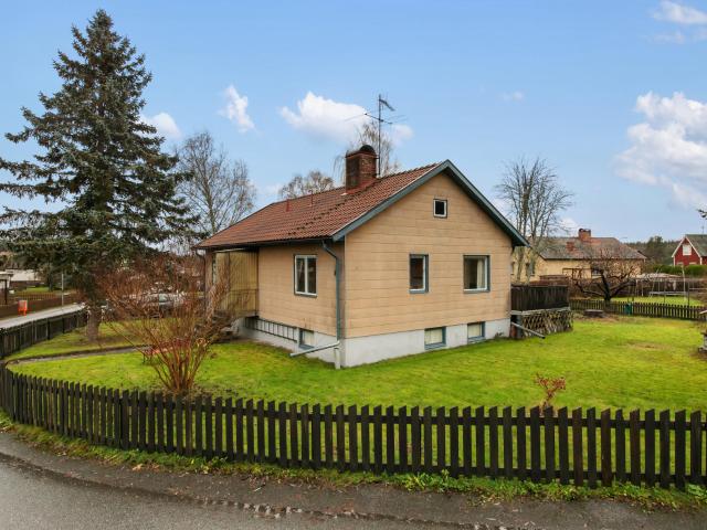 Villa till salu i Rimbo, Stockholm