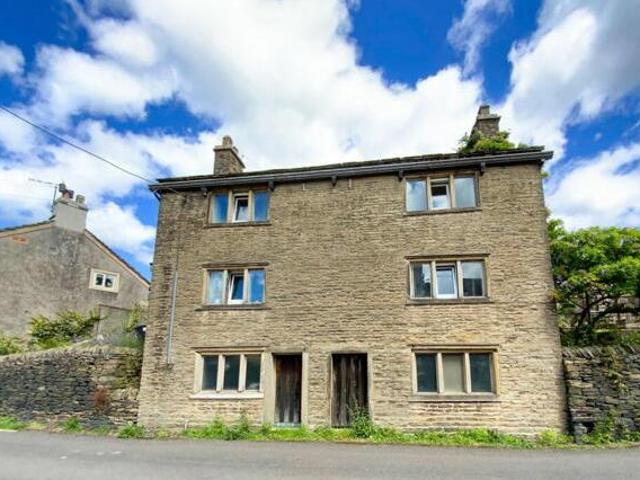 House for sale in Charlestown, Charlesworth