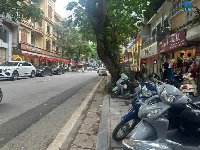 Nhà mặt phố bán tại Hoàn Kiếm, Hà Nội