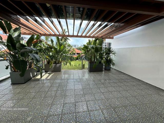 Apartment for sale in Marine Parade