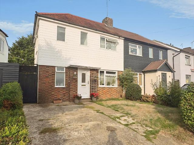 House for rent in East End, Rushmoor