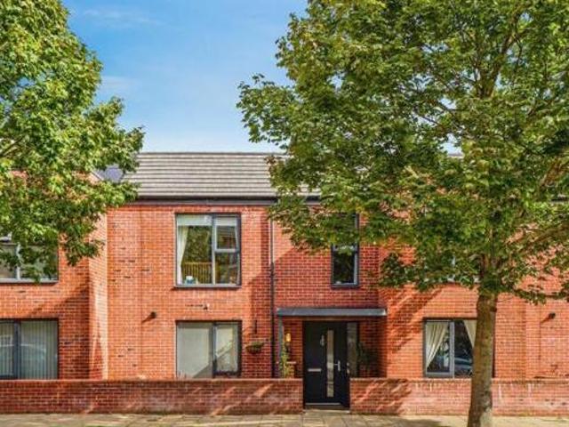 House for sale in Castleford, West Yorkshire