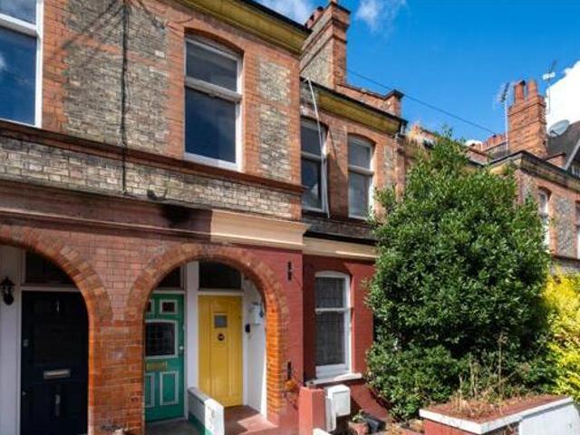 House for sale in Lyons, Greater London