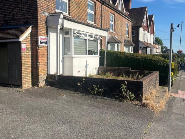 Apartment for rent in Cross In Hand, East Sussex