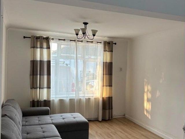 House for rent in Harold Hill, Greater London