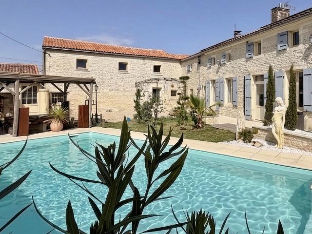 Maison vente à Saint-Jean-d'Angély, Haimps