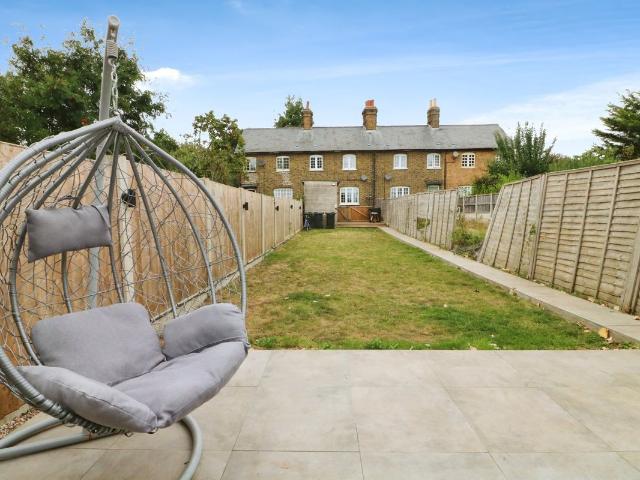House for rent in Little Heath, Greater London