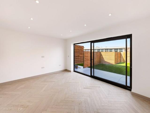 House for rent in South End, Greater London