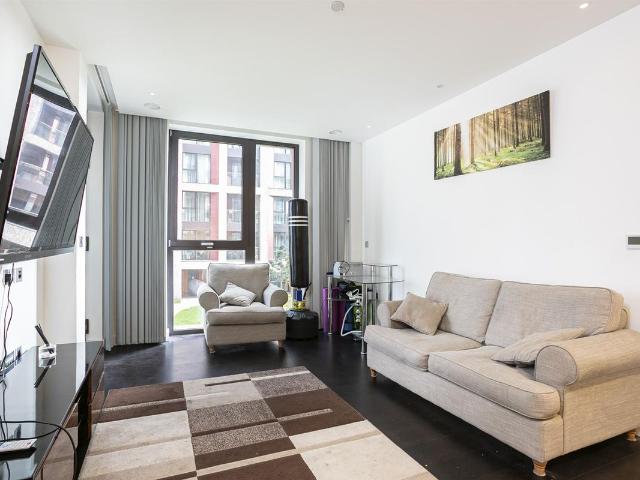 House for rent in Nine Elms, Greater London
