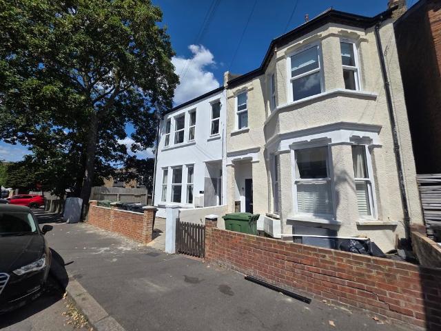 Apartment for rent in West Norwood, Greater London