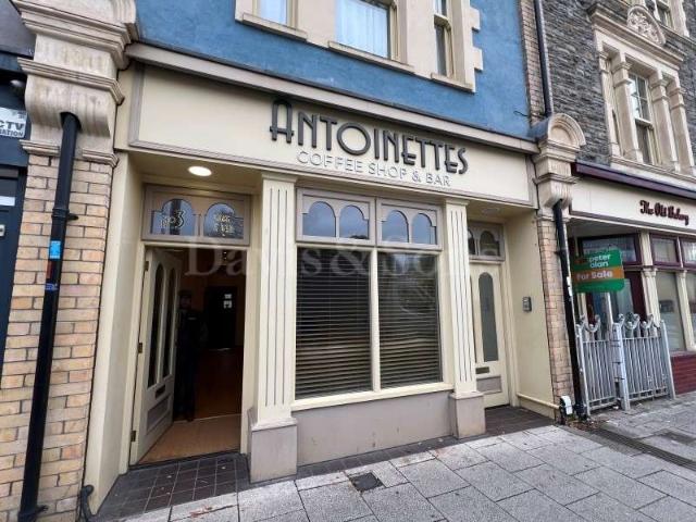 Commercial for rent in Pillgwenlly, Wales