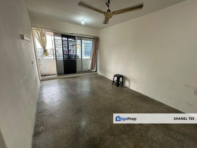 Flat for sale in Kluang, Johor