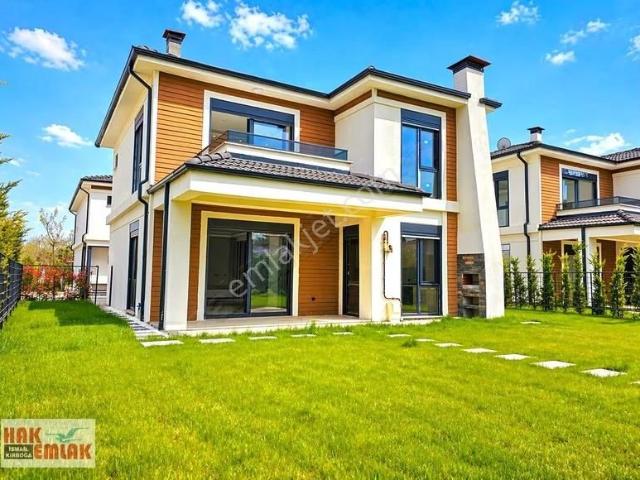 Düzce Merkez, Düzce içerisinde satılık Villa