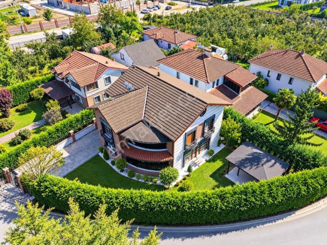 Kadıoğlu, Düzce Merkez içerisinde satılık Villa