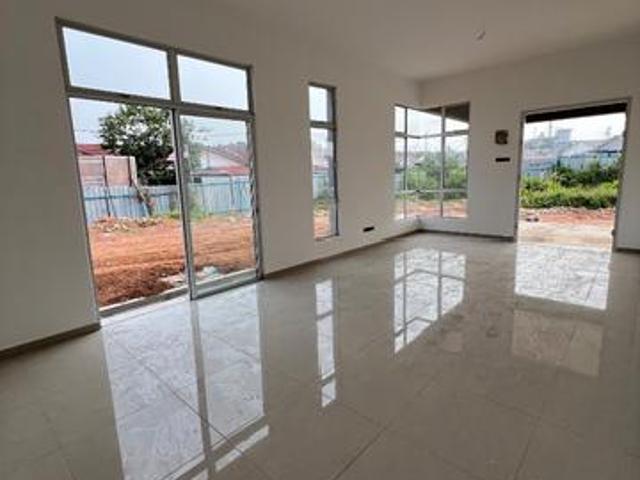 Residential House for sale in Malaka