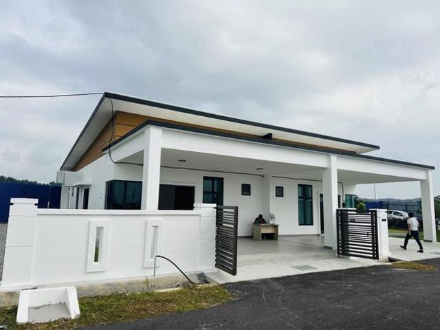 Residential House for sale in Malaka