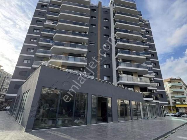Şemikler Mahallesi, Karşıyaka içerisinde satılık mülk