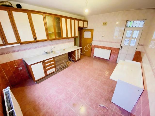 Yaylapınar Mahallesi, Meram içerisinde kiralık Villa