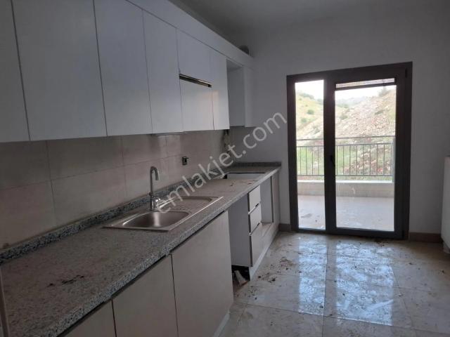 Besni, Adiyaman içerisinde kiralık mülk